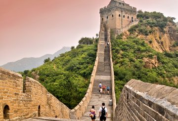 Experiences Abroad: How to Move Abroad While Young and Broke
